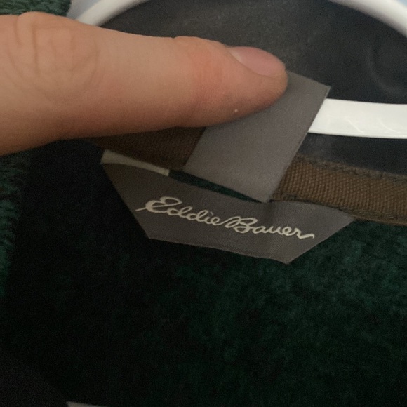 Eddie bauer dark green jacket with 3/4 buttons and front pocket - Picture 4 of 5